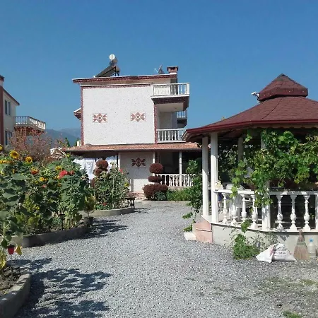 Babayigit Sitesi Villa Guzelcamli
